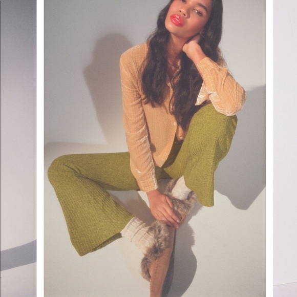 SOLD NWT urban outfitters Rosie ribbed flare pant - Picture 2 of 7